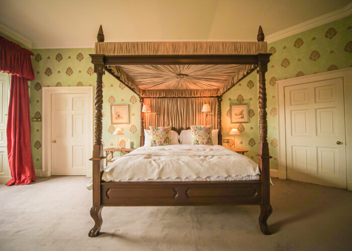 Four poster bed at Slane Castle