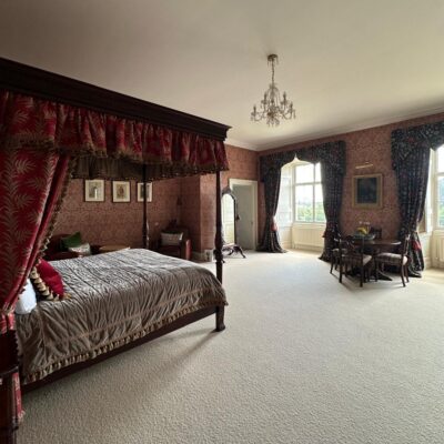 Kings Room with Four Poster Bed and Comfy Chairs
